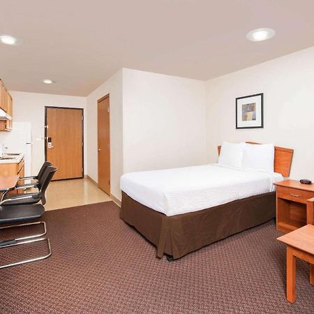 Woodspring Suites Columbus Fort Moore Екстер'єр фото